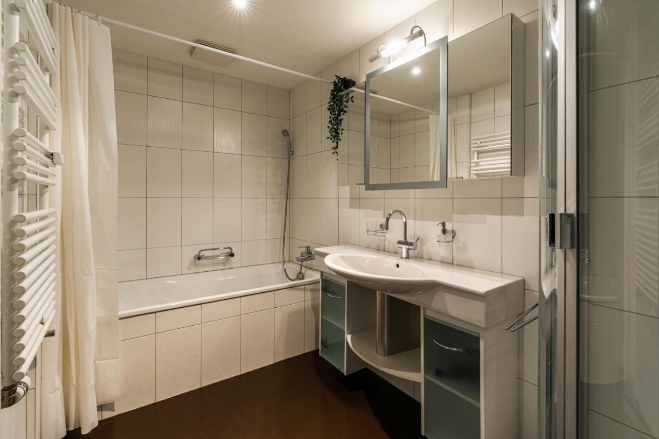 Old Town Apt In The Heart Of Thun With Garden Екстер'єр фото